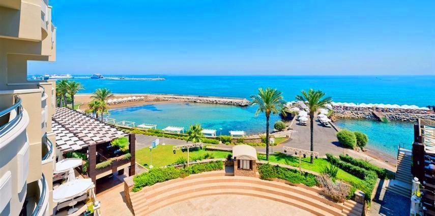 Vuni Palace Premium Hotel & Spa & Casino Beachfront Location ! Cirénia Exterior foto