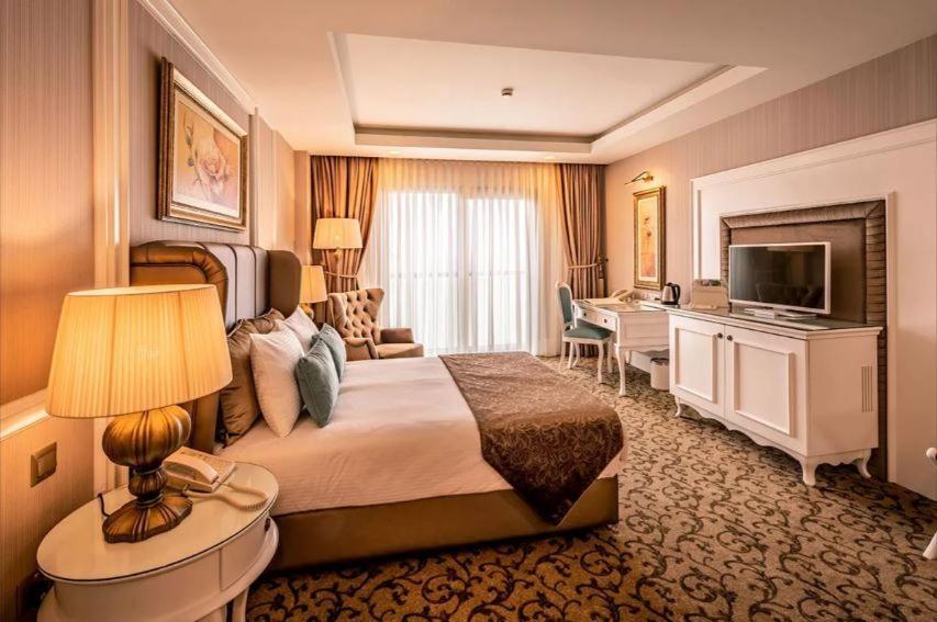 Vuni Palace Premium Hotel & Spa & Casino Beachfront Location ! Cirénia Exterior foto