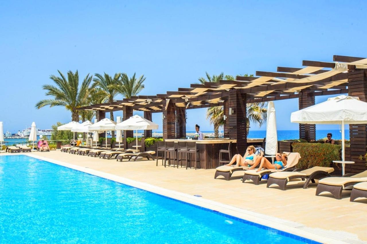 Vuni Palace Premium Hotel & Spa & Casino Beachfront Location ! Cirénia Exterior foto