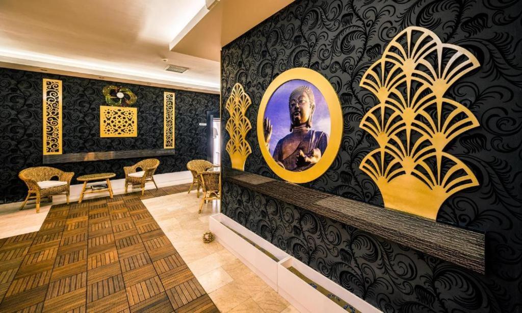 Vuni Palace Premium Hotel & Spa & Casino Beachfront Location ! Cirénia Exterior foto