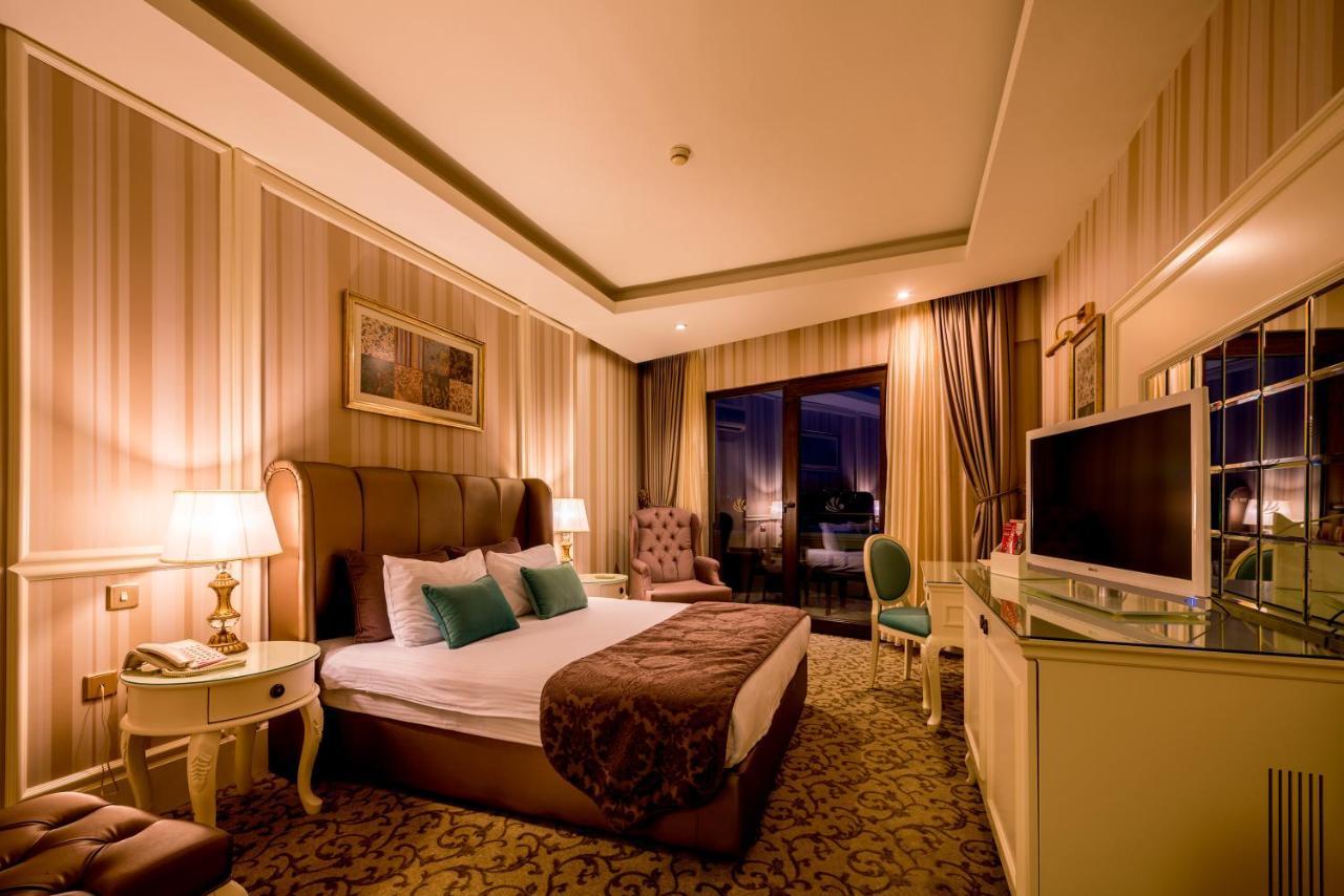 Vuni Palace Premium Hotel & Spa & Casino Beachfront Location ! Cirénia Exterior foto